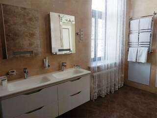 Гостиница Райгонд Кисловодск Комфорт Двухместный Вилла Райгонд-4